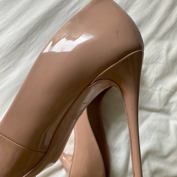 ALDO nude pointed toe Heels - Picture 8 of 13